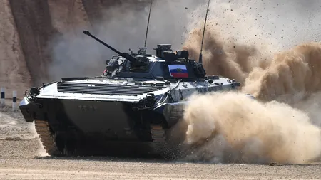 Rusia ar putea invada Europa în 48 de ore și NATO nu are niciun plan. Avertismentul unui general britanic