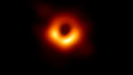 Petiție online. Ce nume ar putea purta prima gaură neagră fotografiată