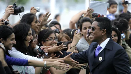 Unul dintre frații lui Michael Jackson vrea să își schimbe numele de familie