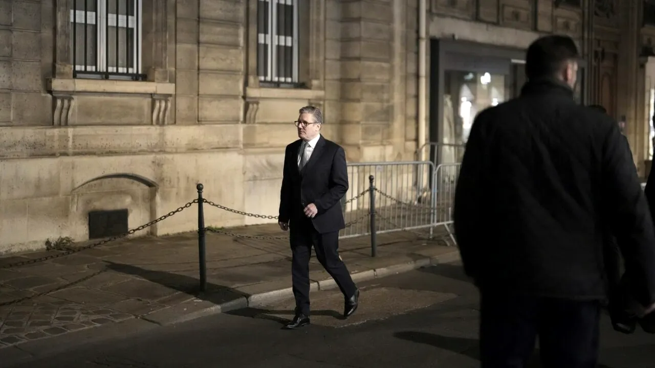 Marea Britanie îndeamnă SUA să furnizeze GARANȚII de securitate Ucrainei /„Singura modalitate de a descuraja Rusia”