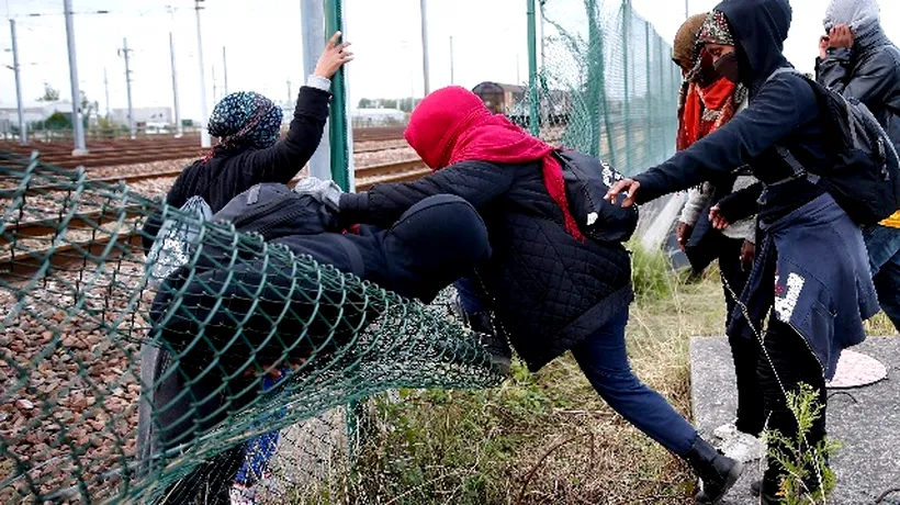 Poliția ungară a arestat imigranți clandestini într-un tren către Viena