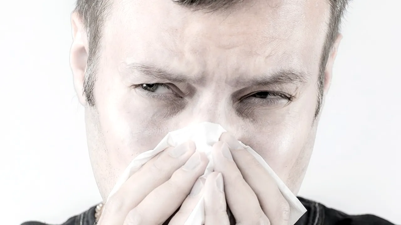 Adrian Streinu-Cercel: Oscilațiile de temperatură au dus la înmulțirea cazurilor de gripă. Este nevoie de vaccin