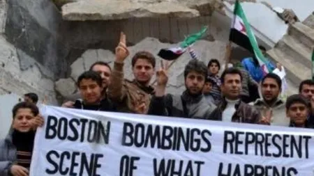 Fotografia devenită viral după atentatul cu bombă de la Boston. Ce mesaj au transmis sirienii