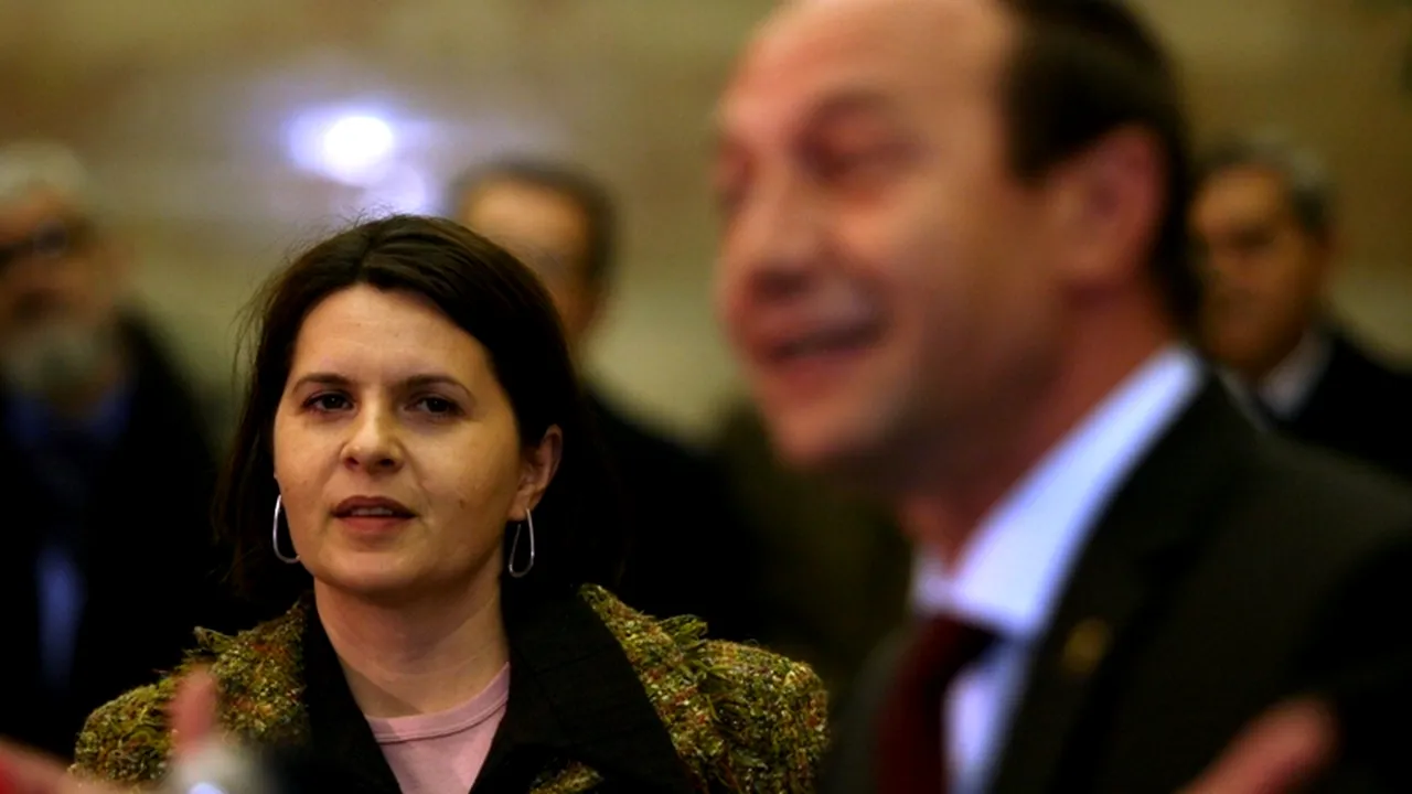 Săftoiu revine în PDL: Băsescu s-ar fi legat de zidurile Cotrocenilor dacă Iliescu făcea o Mișcare Populară cu consilierii săi