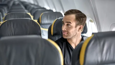 Vremea bună a transportului aerian de pasageri „a zburat”! Cu câte milioane a scăzut fluxul semestrial de călători. Marea Britanie ne-a salvat