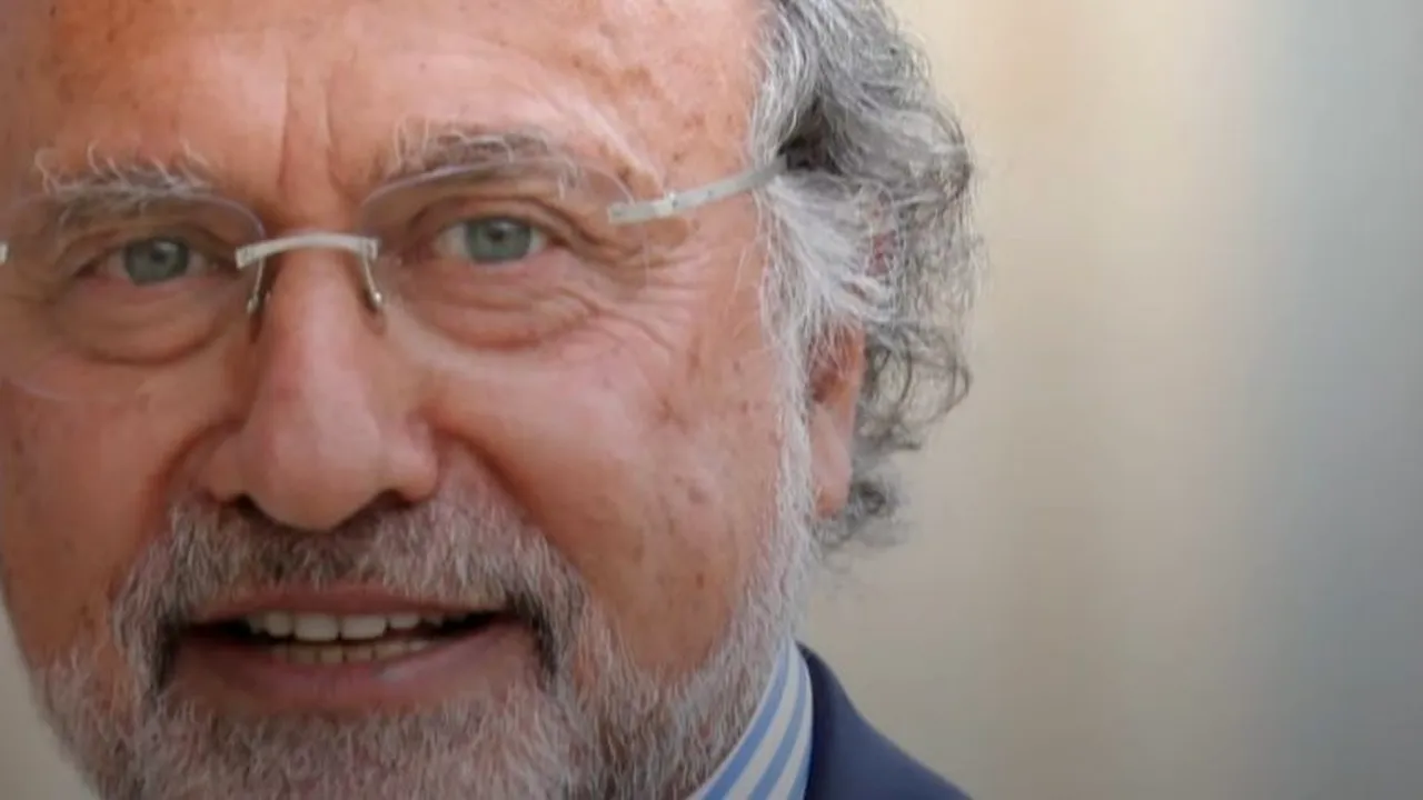 Miliardarul Olivier Dassault a murit într-un accident de elicopter! Reacția lui Emmanuel Macron (VIDEO)