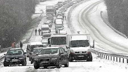 Zeci de mii de francezi au rămas fără curent electric din cauza intemperiilor