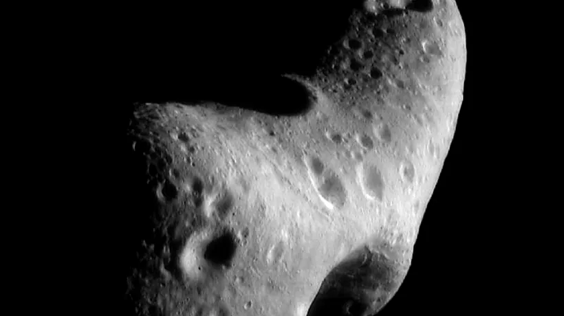 Un asteroid de mari dimensiuni a trecut miercuri pe lângă Terra
