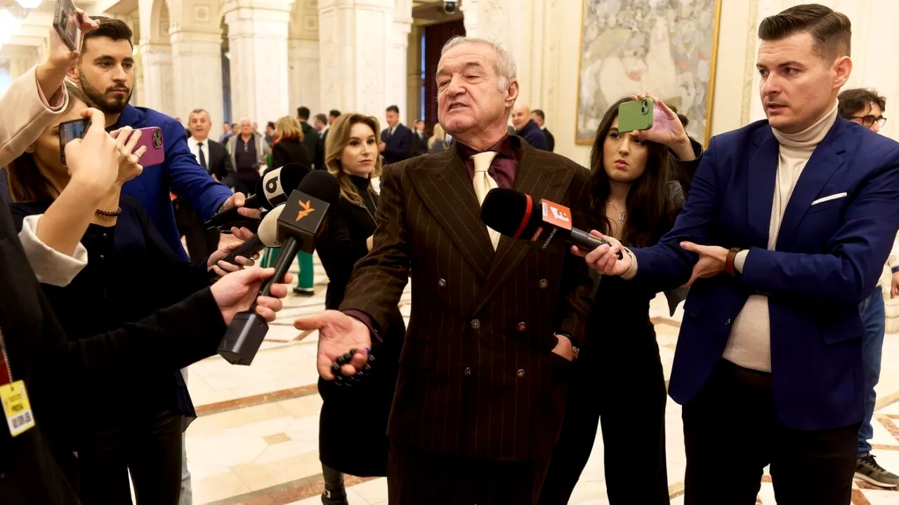 Deputatul AUR George Becali s-a apucat de strâns semnături după ce și-a anunțat candidatura ca independent la președinția României