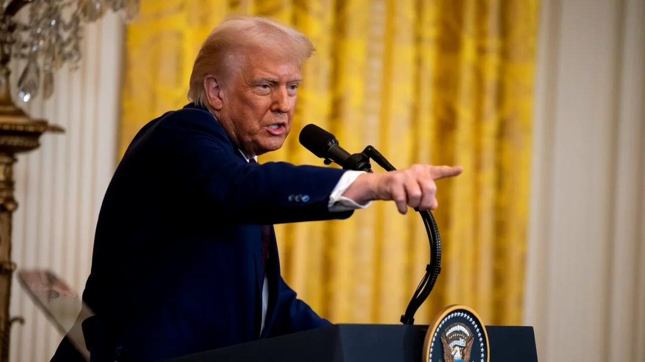 Trump vrea să demită un ÎNALT funcționar responsabil de protejarea avertizorilor de integritate prin intermediul Curții Supreme a SUA
