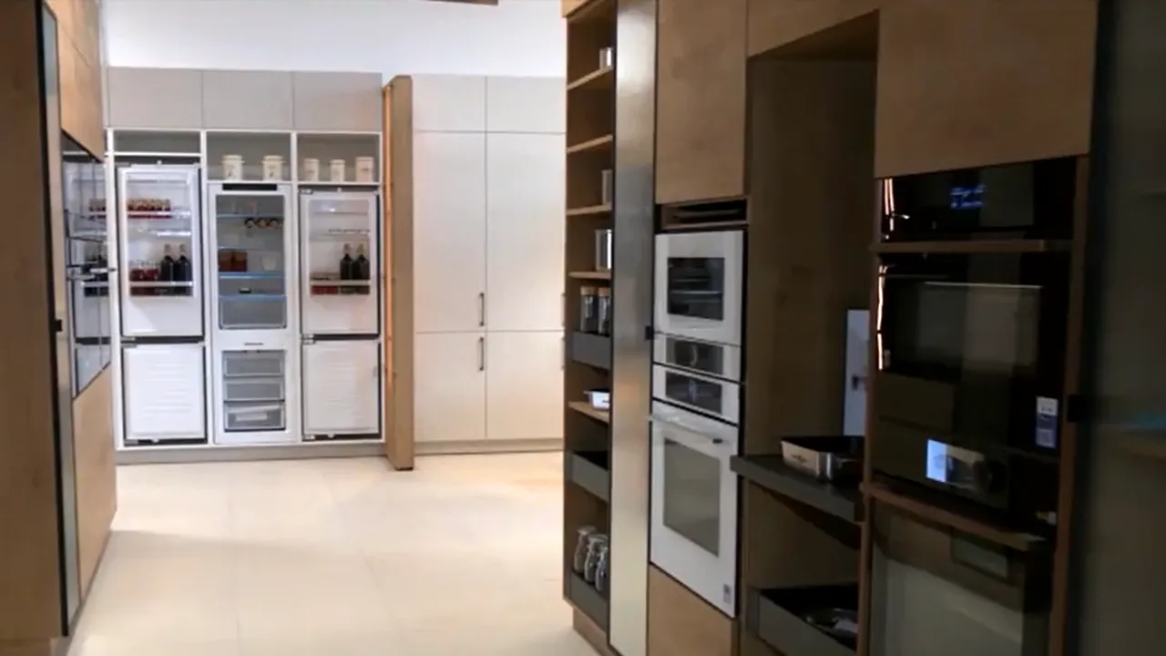 Bucătăria viitorului câștigă tot mai mult teren în România. Cât costă electrocasnicele care gătesc singure