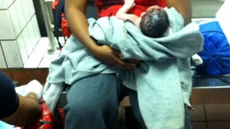 A născut în metrou. Povestea bebelușului venit pe lume între stații. VIDEO