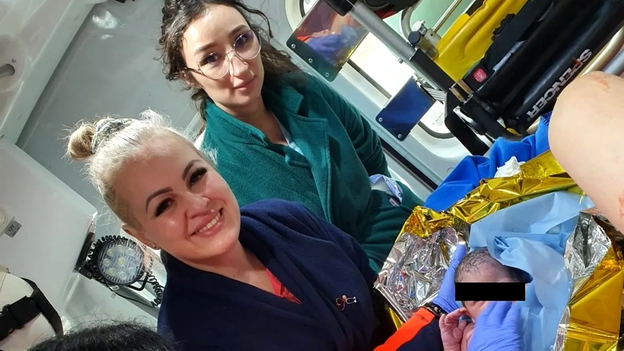 O femeie din Arad a născut în ambulanță al șaselea său copil. Care este starea bebelușului