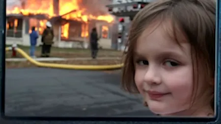 Zoe, „fetița-dezastru”, mai bogată cu 473.000 de dolari. Celebrul meme a fost cumpărat de un colecționar de artă