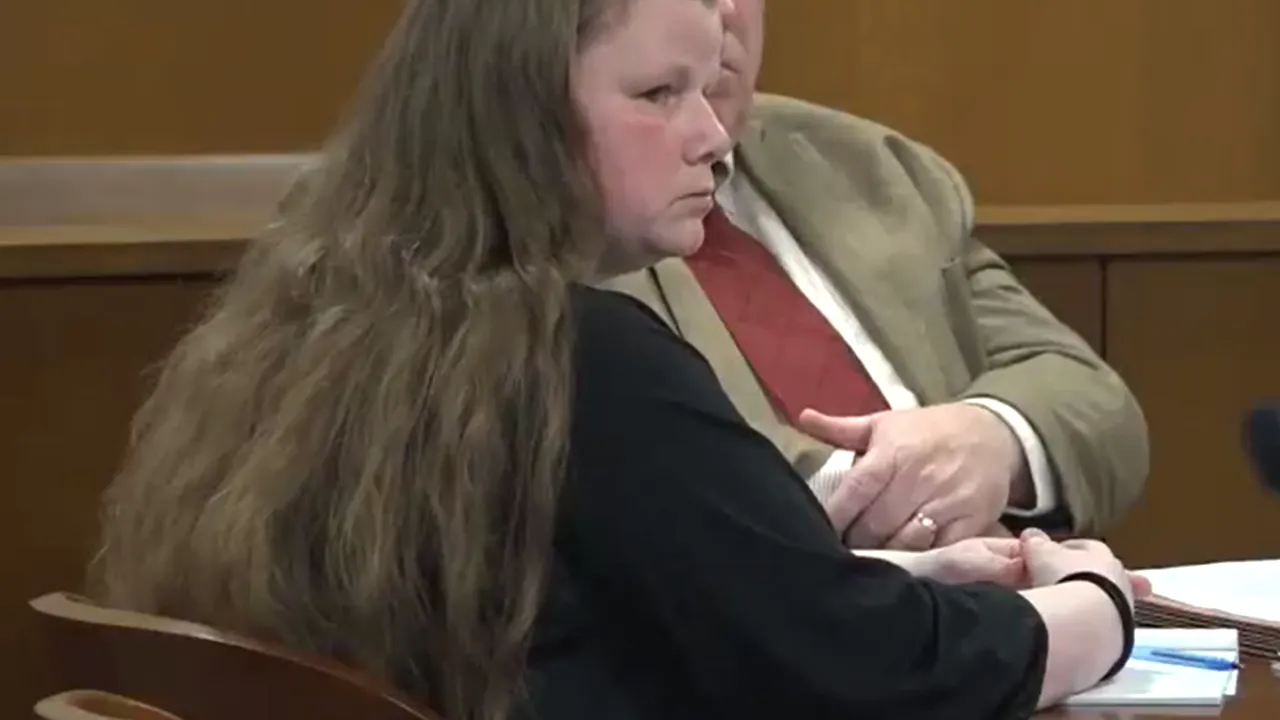 Crimă cumplită! O femeie și-a ucis fiul de numai trei ani și a aruncat vina asupra câinelui