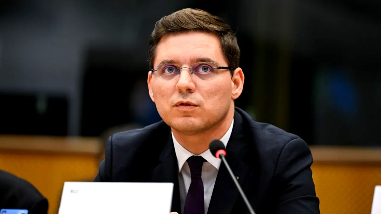Victor Negrescu, despre îndeplinirea criteriilor pentru Visa Waiver: Este un rezultat bun, o VICTORIE pentru țara noastră