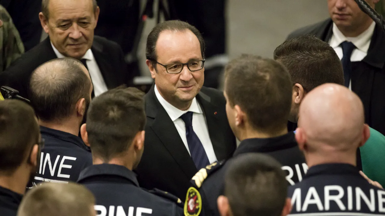 Avertismentul lui Hollande: 