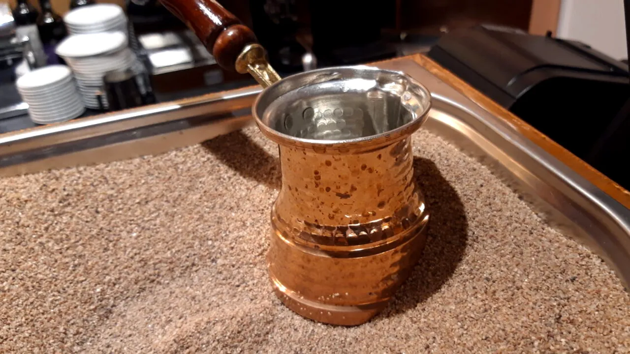 Secretul cafelei autentice la nisip. Rețetă, ingrediente și mici trucuri primitive