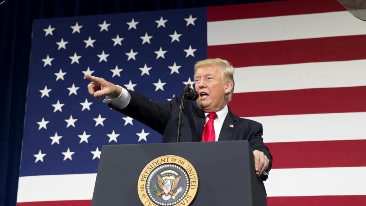 RĂZBOI. Trump aruncă în aer America! Decizia care va scoate milioane de oameni pe străzi