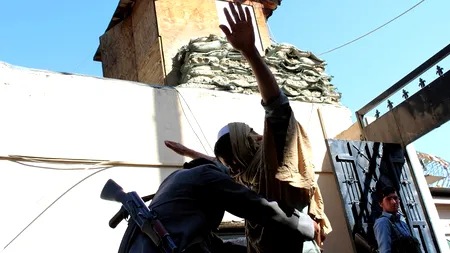 Atacatori sinucigași care ținteau Consulatul indian la Jalalabad, omorâți de forțele afgane