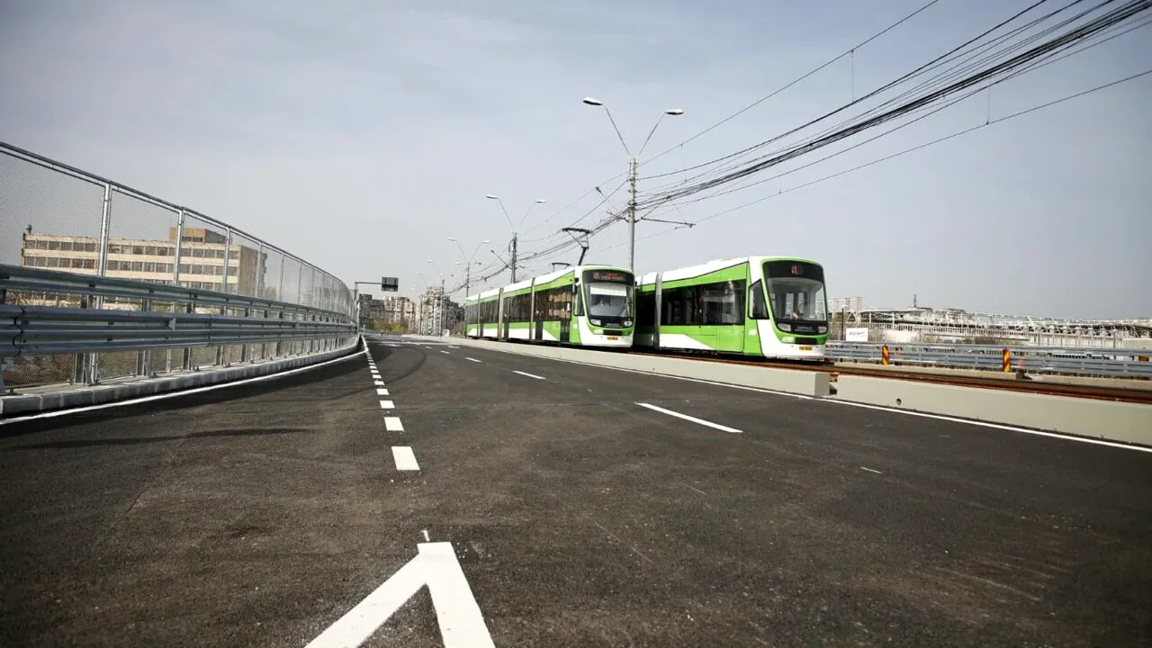 S-a redeschis circulația pe Podul GRANT din Bucureşti, pe sensul Crângași-Turda