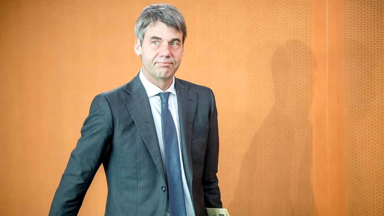 Ambasadorul Germaniei în China, Jan Hecker, a murit la doar câteva săptămâni de la preluarea mandatului. Acesta era un apropiat al cancelarului Angela Merkel