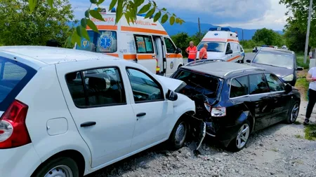 O femeie a murit după ce un șofer de 81 de ani a pierdut controlul mașinii pe care o conducea