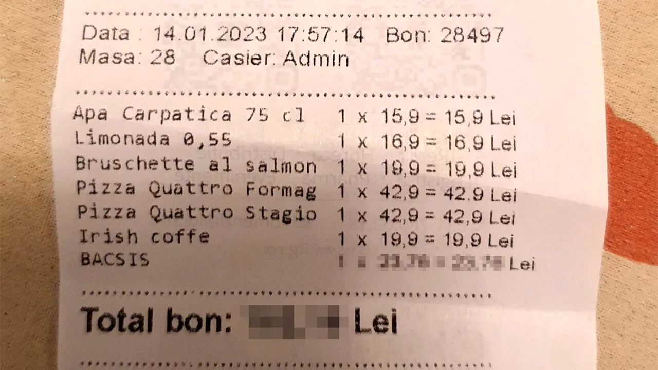 Ce sumă a fost obligat să lase bacșiș un client, pentru o notă de 159 de lei, într-un restaurant din Centrul Vechi din București. A venit direct pe nota de plată!