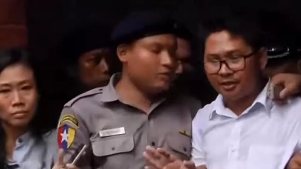 Doi jurnaliști REUTERS au fost condamnați la ȘAPTE ANI de închisoare în Myanmar, după ce au colectat dovezi privind EXECUȚIA unor militanți. Reacția UE