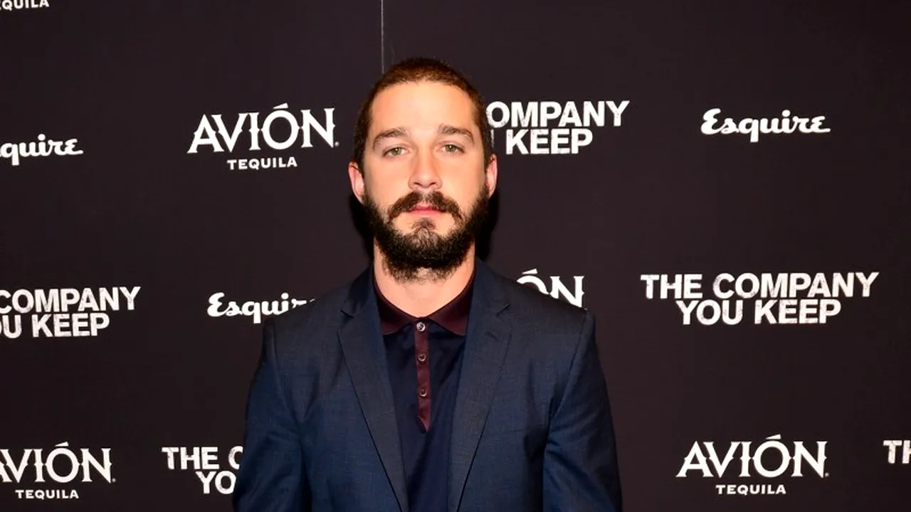 Shia LaBeouf, bătut de un trecător la Londra