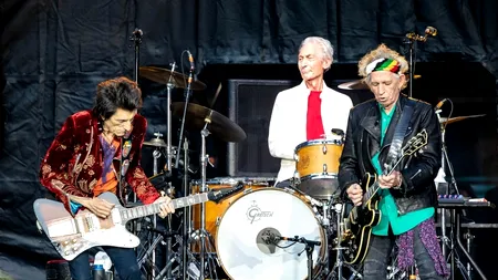 MONȘTRII SACRI ai scenelor anilor '70, PROTEJAȚI de o nouă lege a dreptului de autor, votată de Senatul SUA. Cine va trebui  SĂ PLĂTEASCĂ pentru difuzarea pieselor 