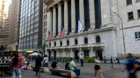 Axios.com: Departamentul Trezoreriei este acuzat că încearcă să impulsioneze ARTIFICIAL economia SUA înaintea alegerilor