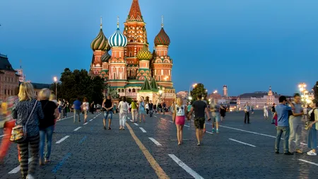 Moscova renunță la o măsură de protecție anti-Covid pe care cetățenii oricum o ignorau complet