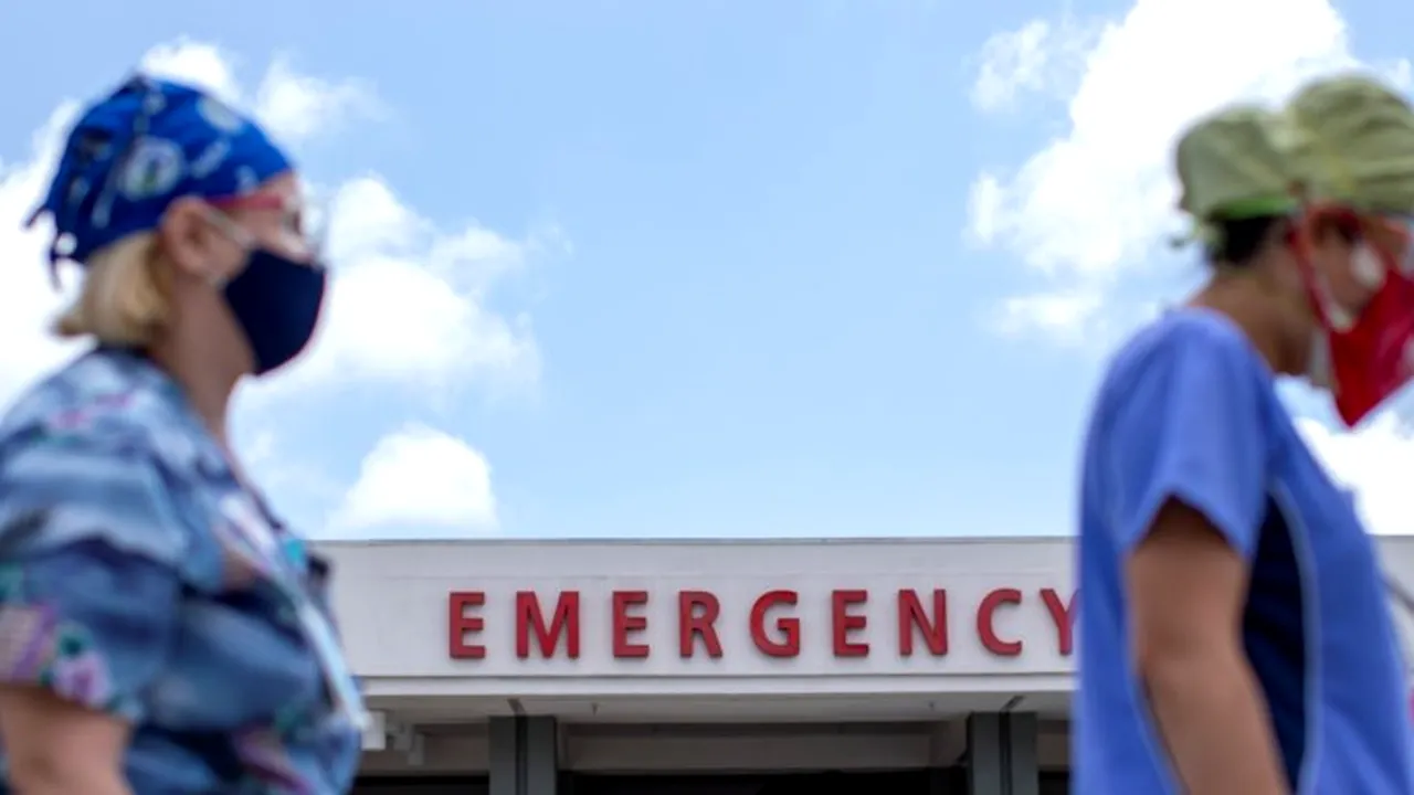 O tânără, declarată decedată, s-a trezit înainte de a fi îmbălsămată. Ce spun medicii