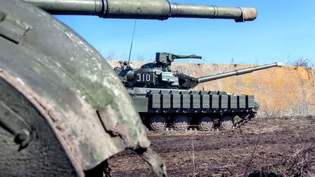 Ministerul ucrainean de Interne: TREI TANCURI RUSEȘTI NE-AU TRECUT GRANIȚA. Anunțul Kremlinului