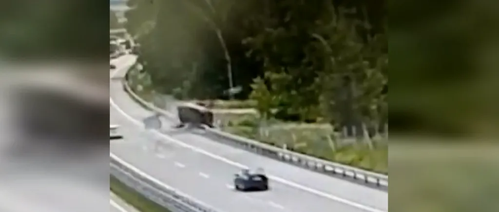 VIDEO | Cum s-a întâmplat accidentul din Cehia, în care au murit doi români. Unul dintre ei este aruncat zeci de metri
