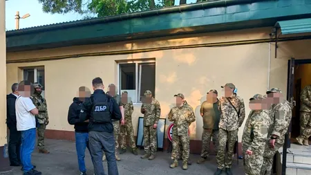 Scandal în Ucraina din cauza înrolării forțate pentru front: Mai mulți angajați ai unor centre de recrutare din regiunea Odesa au fost condamnați pentru „răpirea și torturarea“ unor bărbați. Ce pedepse au primit