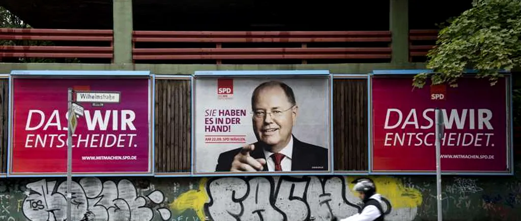 Peer Steinbrück, rivalul lui Merkel, șochează Germania cu un gest obscen înainte de alegeri