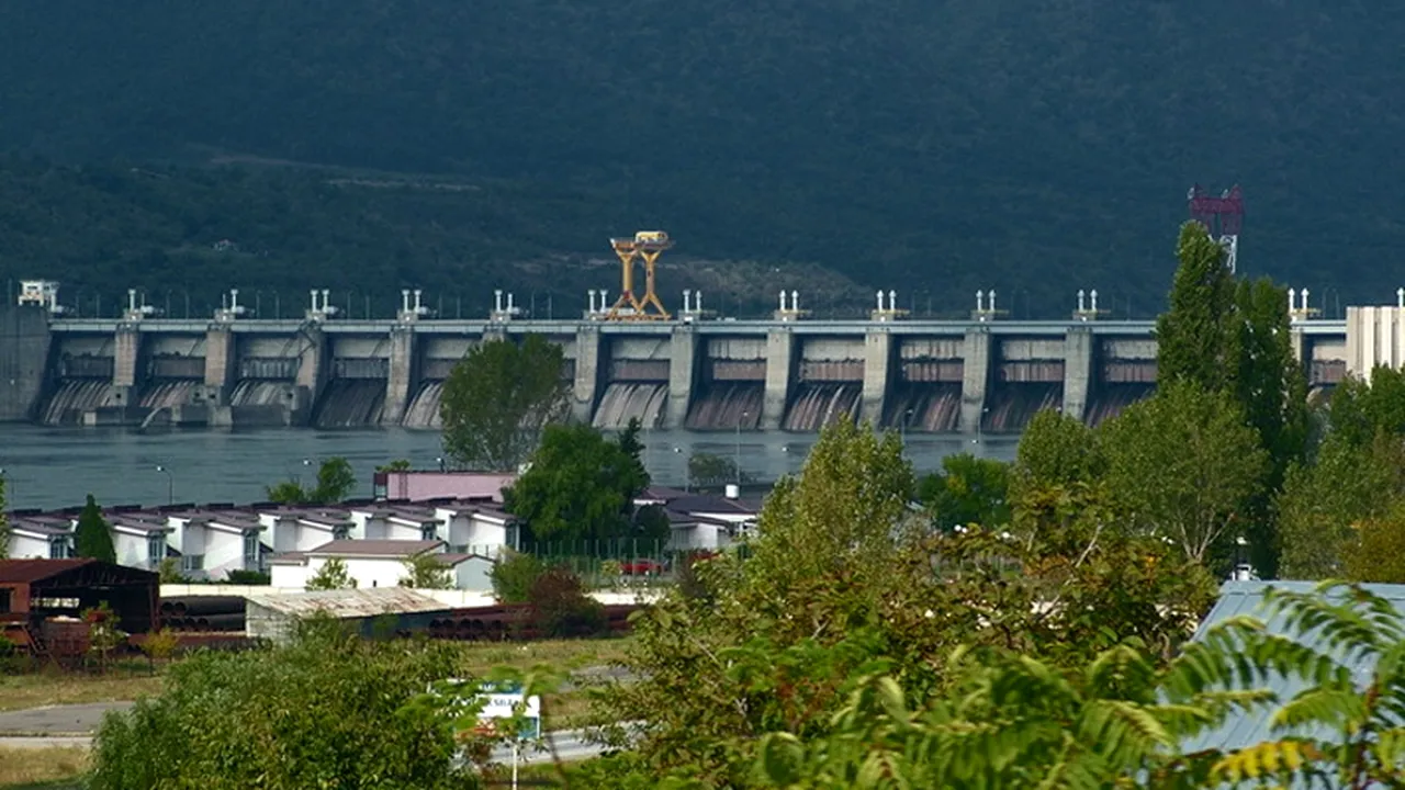 MOODY'S a retrogradat cu patru trepte ratingul HIDROELECTRICA
