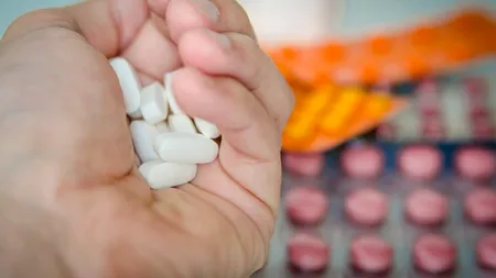 ALERTĂ. „Nu mai faceți stocuri de pastile. Pentru o cutie în plus, cineva poate muri”, este apelul producătorilor de medicamente din România