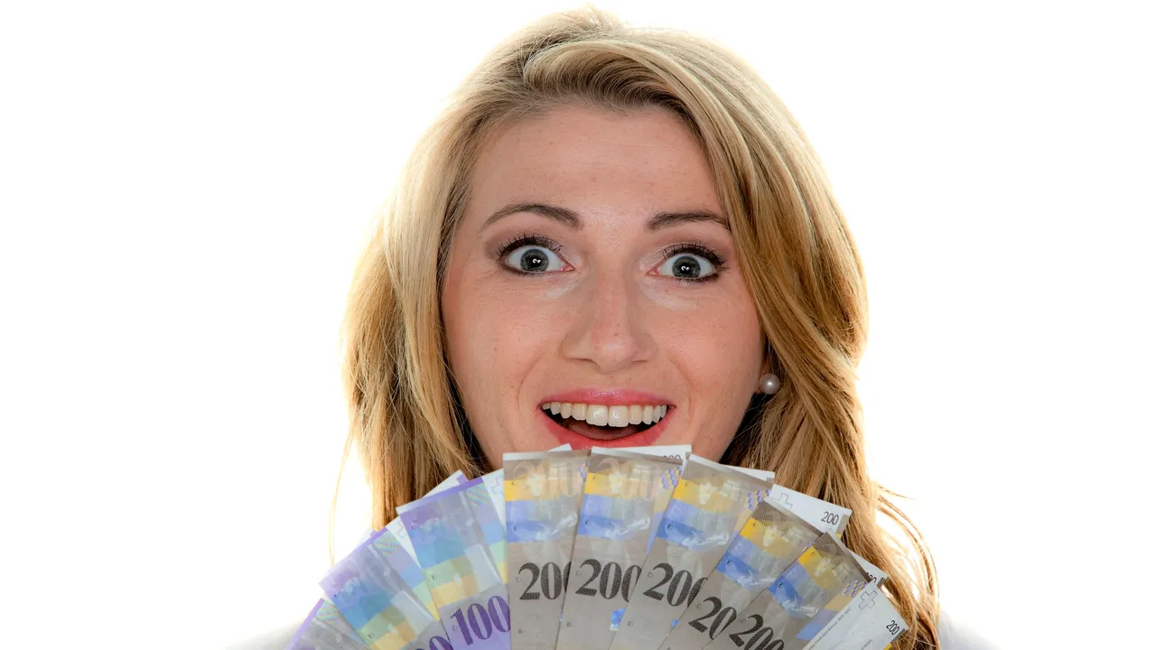 Selfie-uri și zerouri. Elvețienii vor să combată discriminarea salarială printr-o metodă mai puțin obișnuită