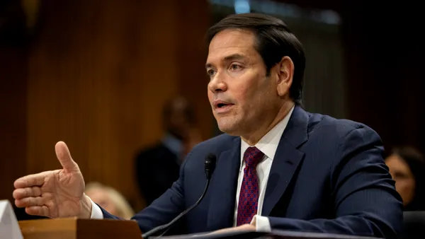 Rubio respinge informațiile privind evacuarea ambasadei SUA din Kiev după avertismentul Rusiei. Ucraina acuză un „șantaj nerușinat”