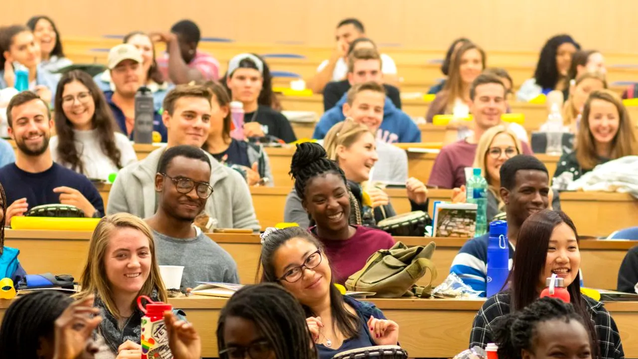 BREXIT și consecințele asupra programului Erasmus. Promisiunea Marii Britanii pentru toți studenții!