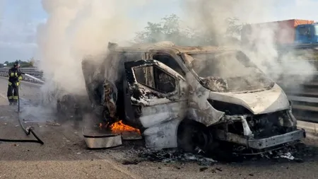 ATAC armat asupra unei maşini de valori, în Italia. Hoții au acţionat cu bombe artizanale şi puşti automate, reușind să fugă cu o sumă uriașă de bani