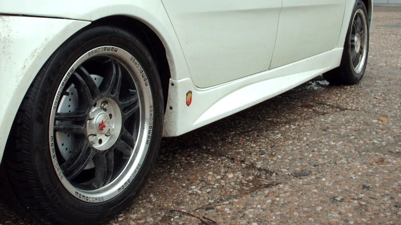 ANAF vinde mașini la prețuri de chilipir. Ce autoturism îți iei cu 2.500 de lei