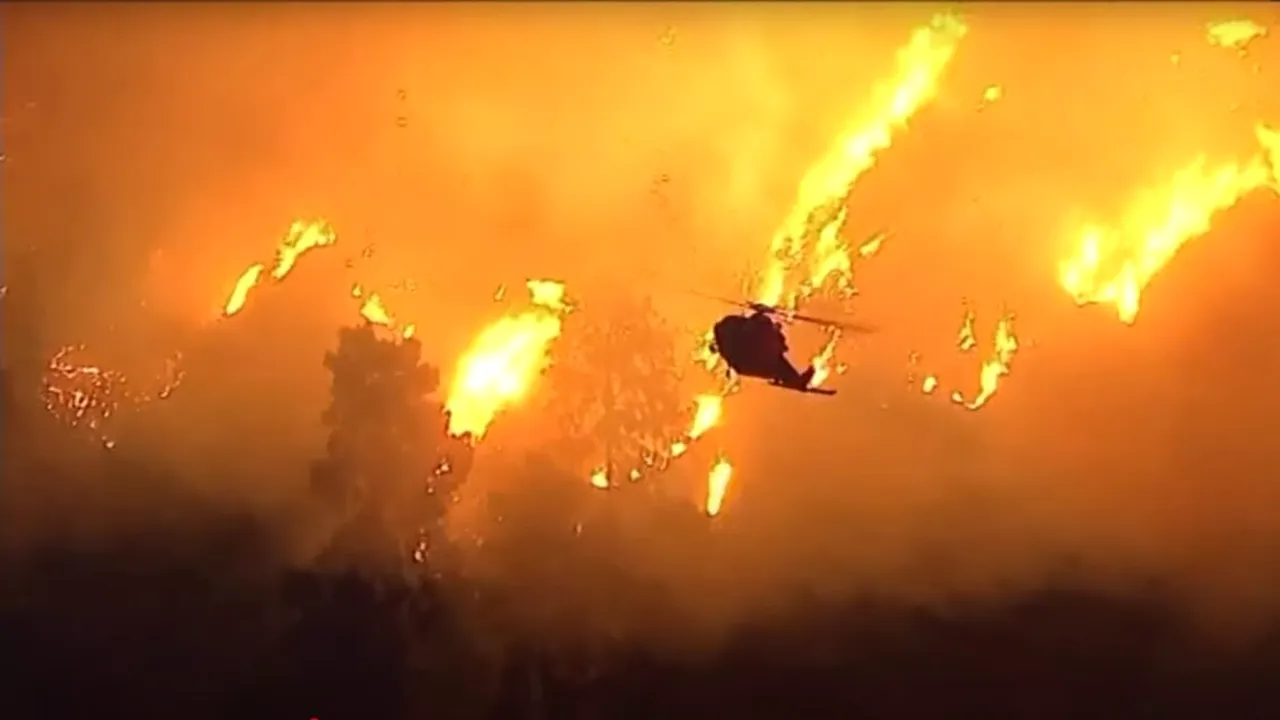 O influenceriță din România trăiește momente de spaimă în Los Angeles. Stă la etajul 20 și nu poate ieși din casă: 