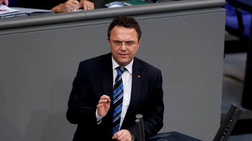 Ministrul german de Interne Hans-Peter Friedrich se opune unei interziceri a neonaziștilor