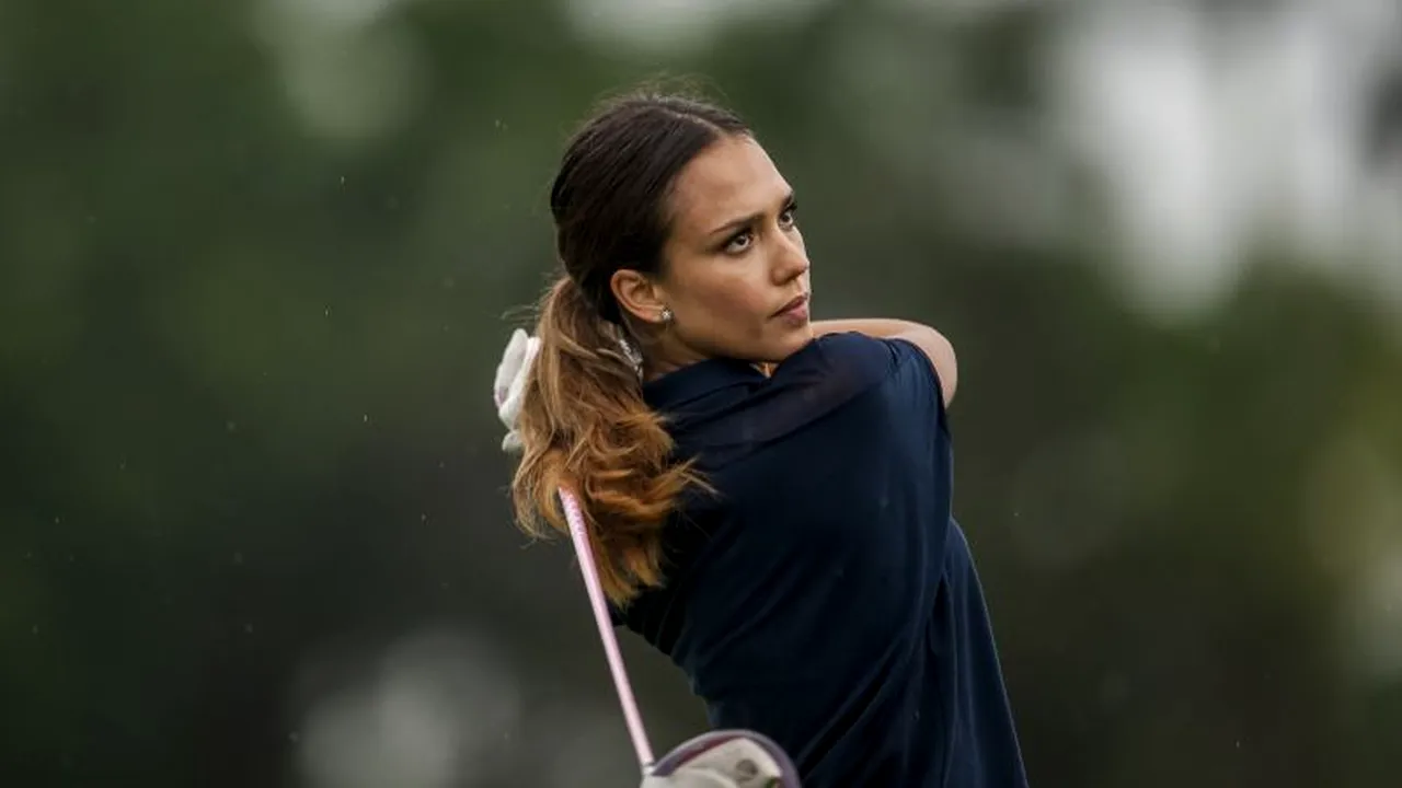 Jessica Alba s-a rănit în timpul unei scene de luptă făcută la turnarea filmului „Mechanic: Resurrection