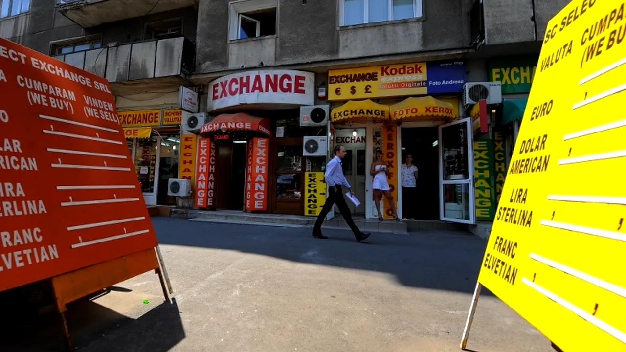 Leul, la cel mai redus nivel din ultimele două săptămâni 