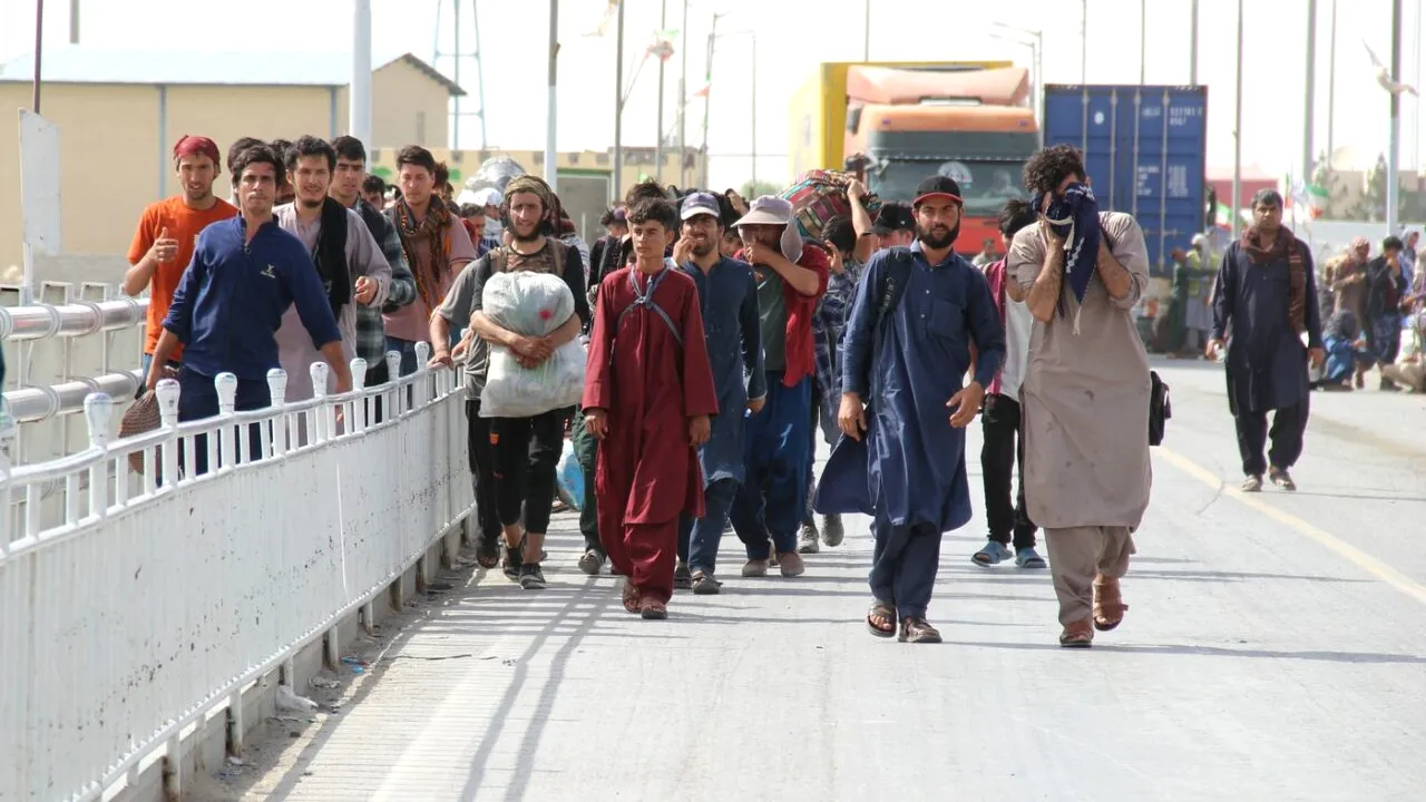 Trei MILIOANE de persoane sunt în pericol de expulzare. Autoritățile 